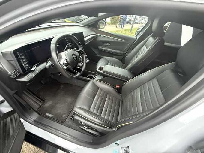 Renault Megane E-TECH Iconic 220 optimum charge