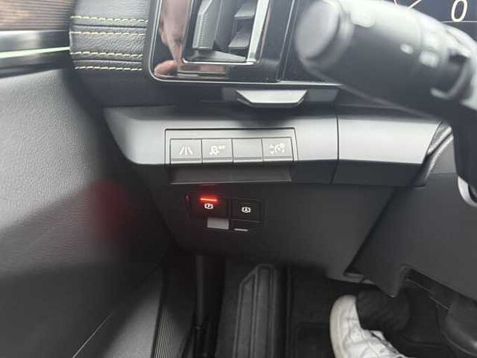 Renault Megane E-TECH Iconic 220 optimum charge