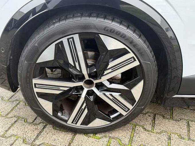 Renault Megane E-TECH Iconic 220 optimum charge