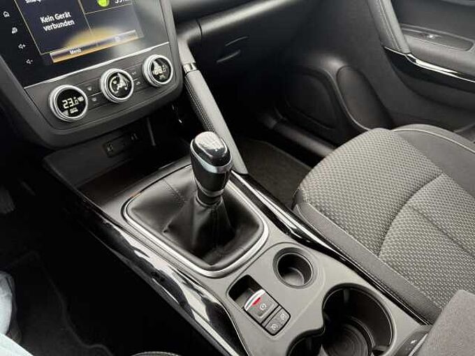 Renault Kadjar ZEN TCe 140 *8 Fach*SHZ 