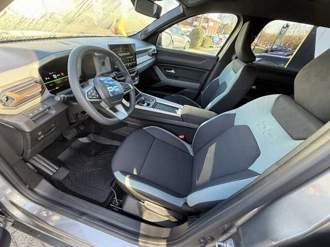 Dacia Bigster Extreme HYBRID 155 *SHZ*LHZ*Kamera* 