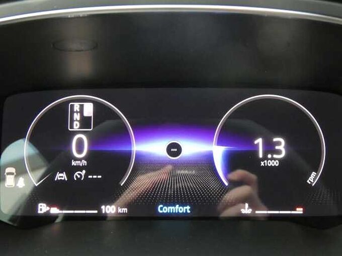 Renault Captur Techno Mild Hybrid 140 EDC 