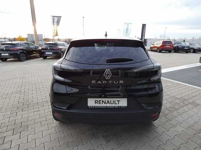 Renault Captur Techno Mild Hybrid 140 EDC 