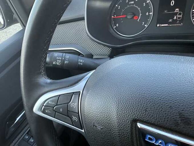 Dacia Jogger TCe 100 ECO-G 5-Sitzer *SHZ*Kamera*Navi 