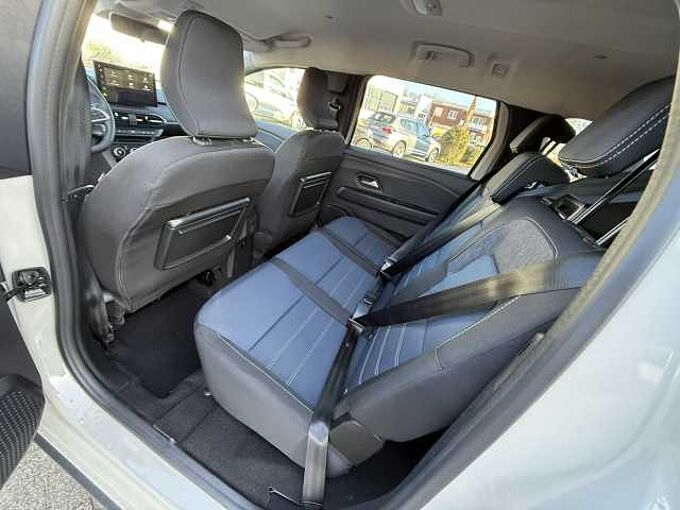 Dacia Jogger Journey hybrid 155 