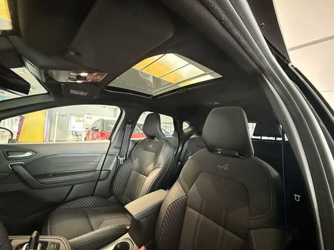 Renault Captur Esprit Alpine Mild Hybrid 140 