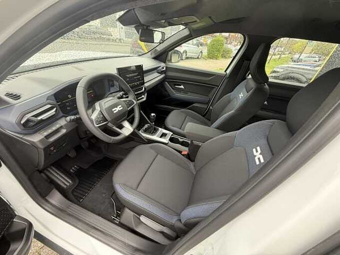 Dacia Bigster Expr. mild hybrid 140 2 Wartungen gratis 