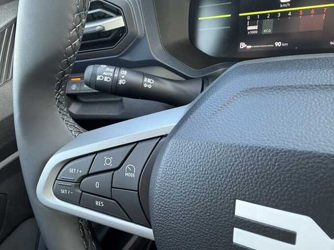 Dacia Bigster Expr. mildhybrid 140'500&curren; Tankgutschein' 140'500&curren; Tankgutschein'