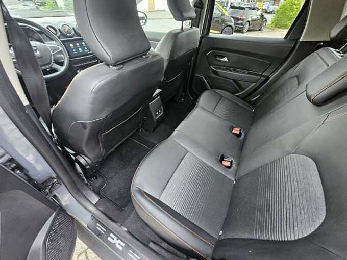 Dacia Duster Sondermodell Extreme TCe130 *BULLENF&Auml;NGER 