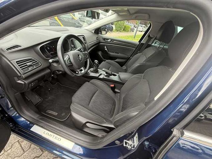 Renault Megane IV LIMITED Deluxe TCe 140 GPF NAVI AHK 