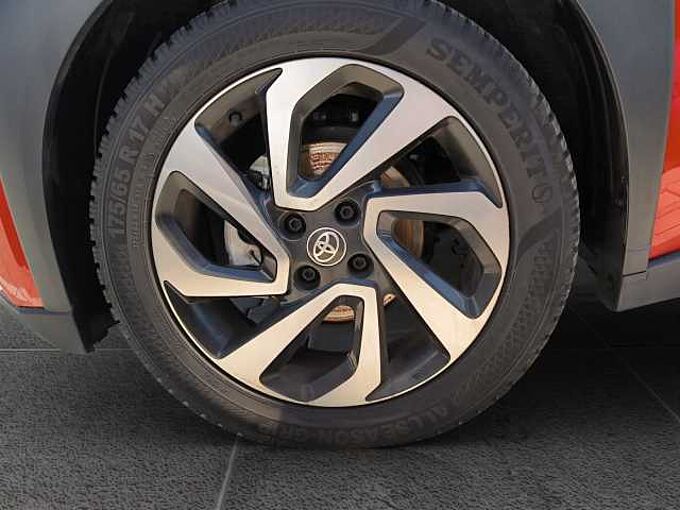 Toyota Aygo X  'SHZ, Kamere, Touch' 