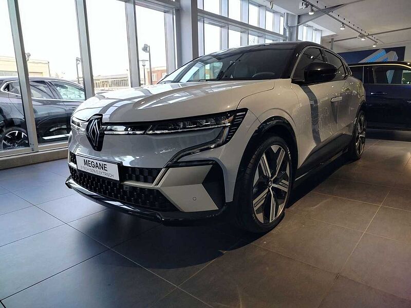 Renault Megane E-TECH 100% e Iconic 220 Comfort Range