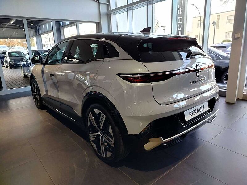 Renault Megane E-TECH 100% e Iconic 220 Comfort Range