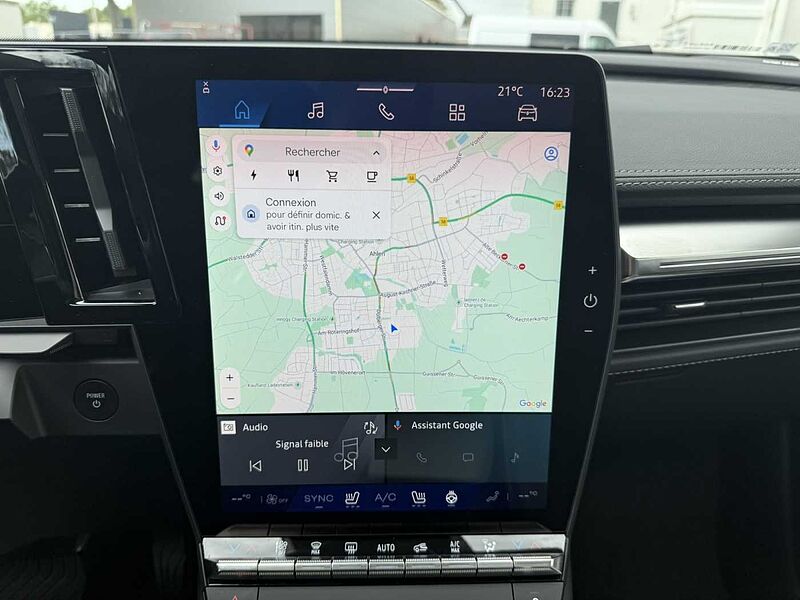 Renault Scenic E-TECH 100% e Iconic 220 Long Range