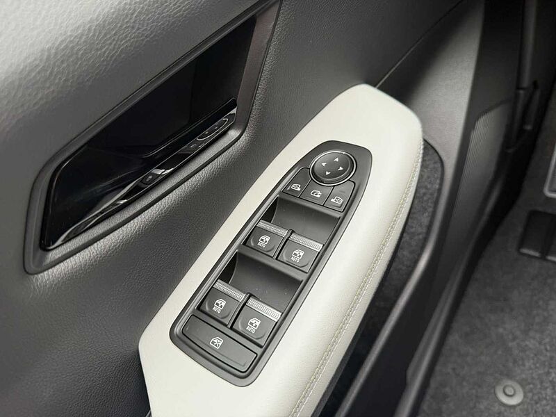 Renault Scenic E-TECH 100% e Iconic 220 Long Range