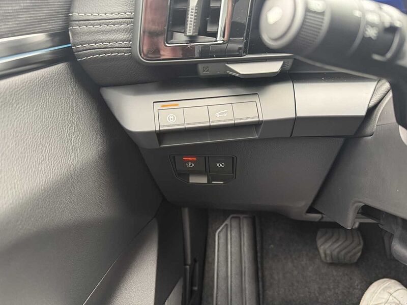 Renault Scenic E-TECH 100% e Iconic 220 Long Range