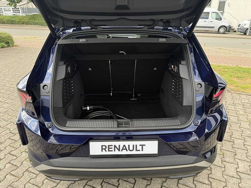 Renault Scenic E-TECH 100% e Iconic 220 Long Range