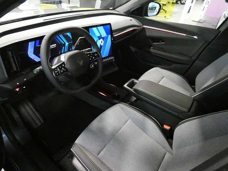 Renault Scenic E-TECH Techno 220 Long Range