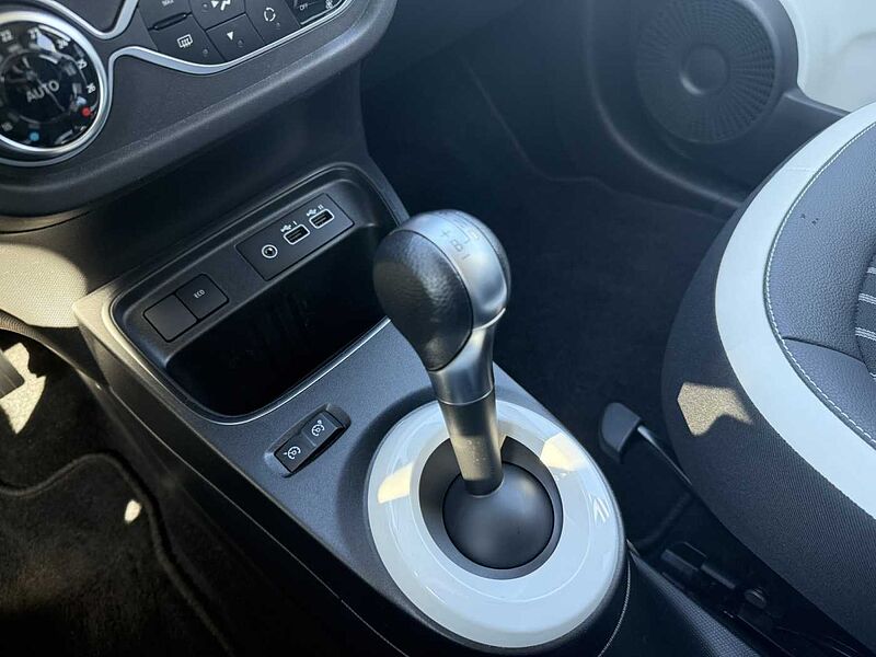 Renault Twingo Techno Electric *GJR*24M Garantie