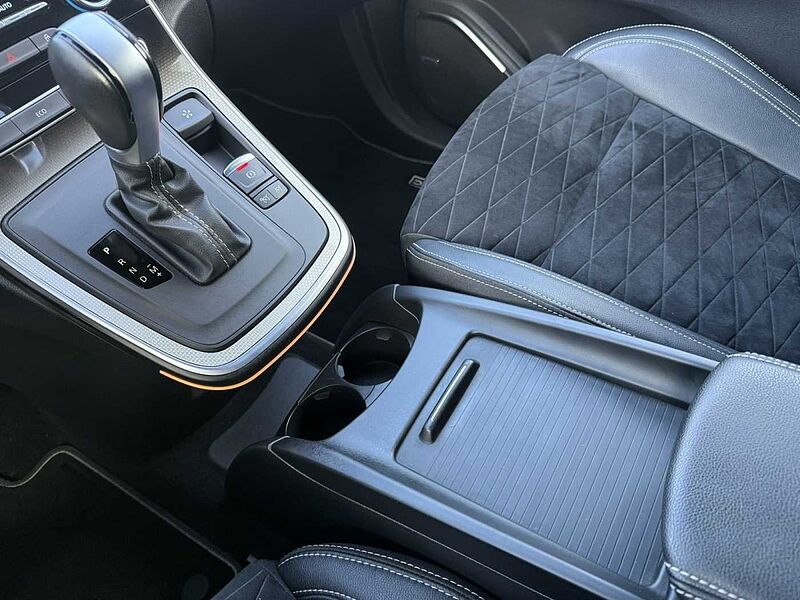 Renault Grand Scenic Black Edition TCe 160 EDC *Pano*