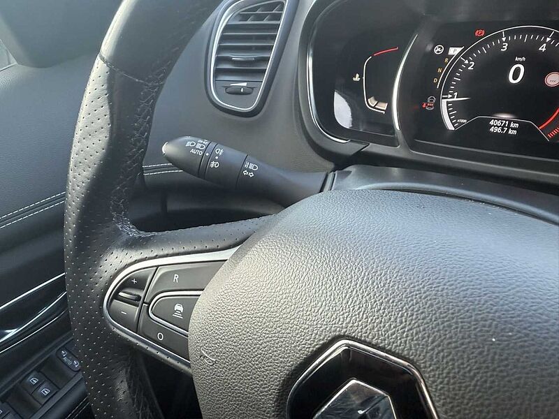 Renault Grand Scenic Black Edition TCe 160 EDC *Pano*