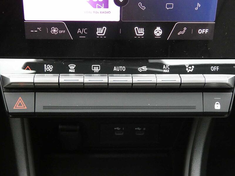 Renault Captur Techno Mild Hybrid 140 EDC