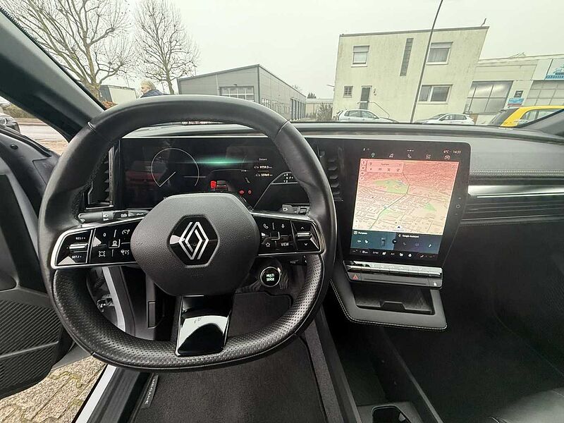 Renault Megane E-TECH Iconic 220 optimum charge