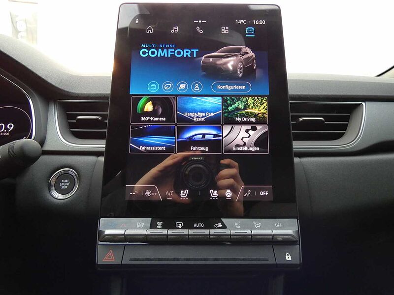 Renault Captur Techno Mild Hybrid 140 EDC