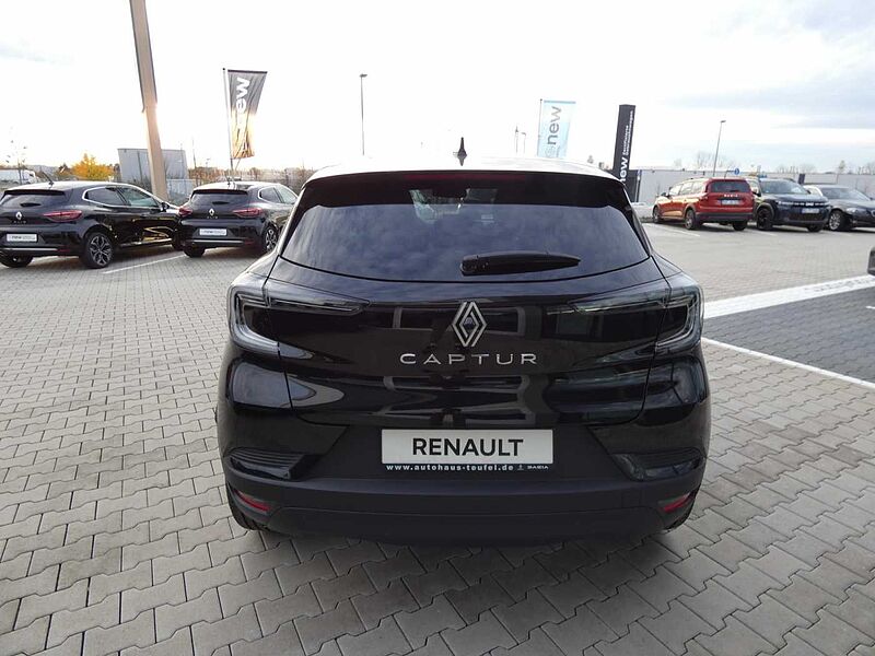 Renault Captur Techno Mild Hybrid 140 EDC