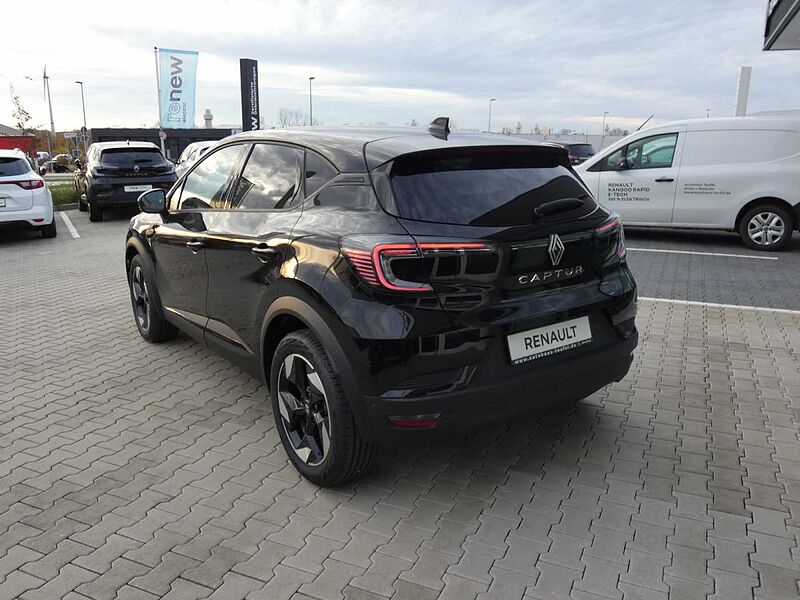 Renault Captur Techno Mild Hybrid 140 EDC
