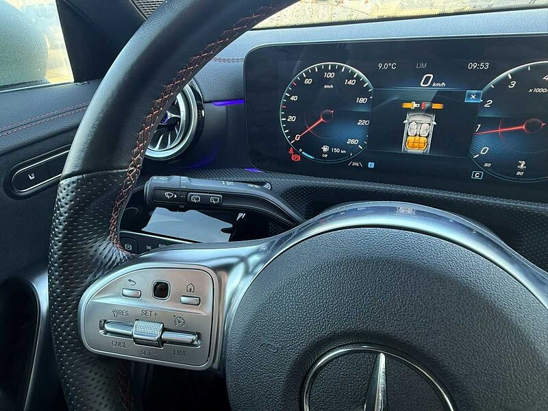 Mercedes-Benz CLA 200 Shooting Brake AMG Line*8-fach*Garantie*