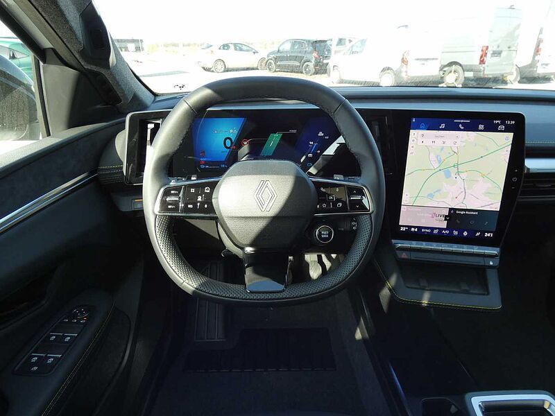 Renault Scenic E-TECH Iconic 220 Long Range