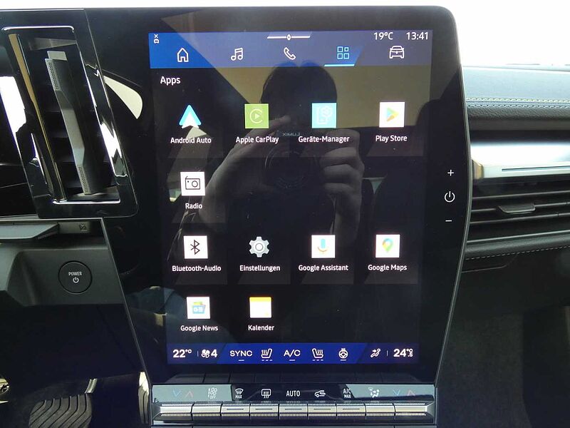 Renault Scenic E-TECH Iconic 220 Long Range