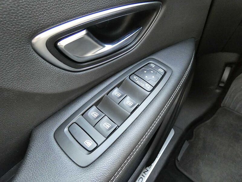 Renault Grand Scenic ENERGY TCe 140 EDC