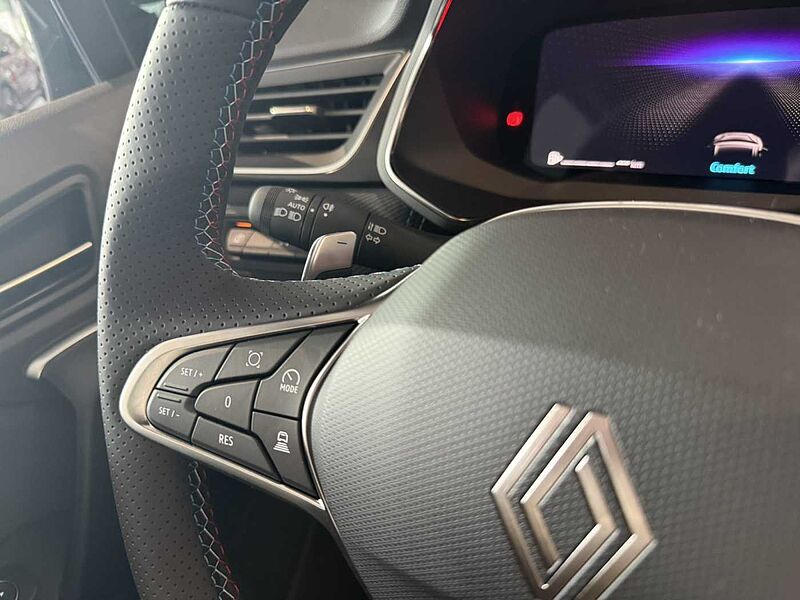 Renault Captur Esprit Alpine Mild Hybrid 140