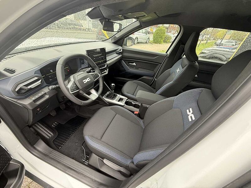 Dacia Bigster Expr. mild hybrid 140 2 Wartungen gratis