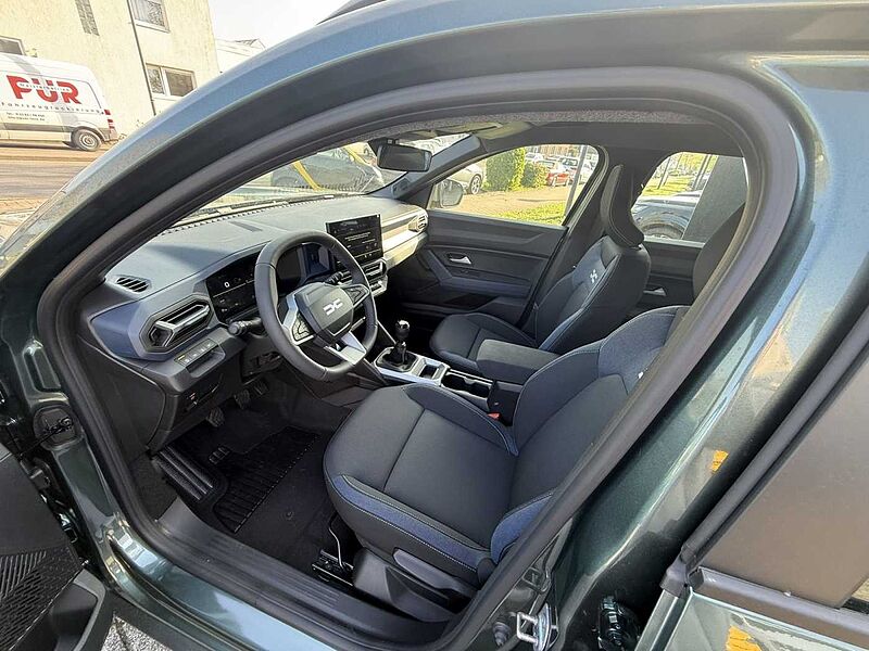 Dacia Bigster Expr. mildhybrid 140'500&curren; Tankgutschein' 140'500&curren; Tankgutschein'