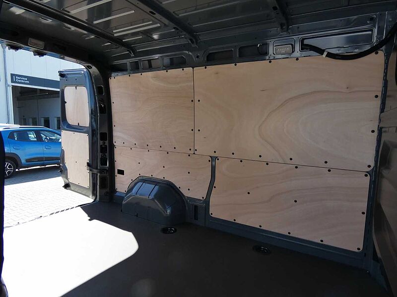 Renault Master FWD Kasten extra L2H2 3,5t